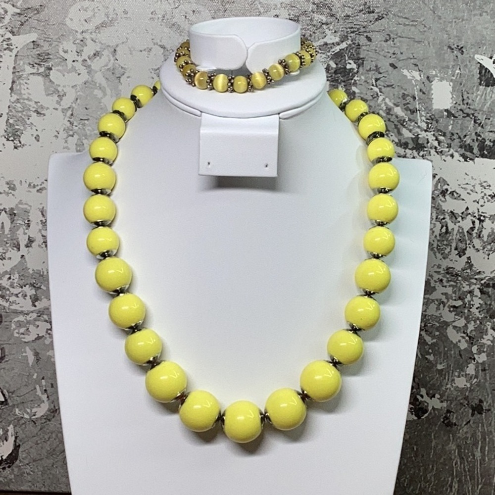 Yellow Graduated Ball Necklace and Yellow Moonstone Bracelet Set Bundle